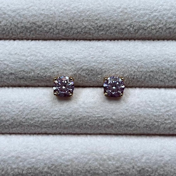 E027 | Light Pink Moissanite Studs